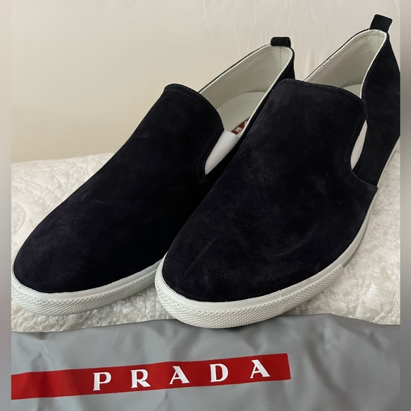 Men’s Prada shoes - Picture 1 of 3